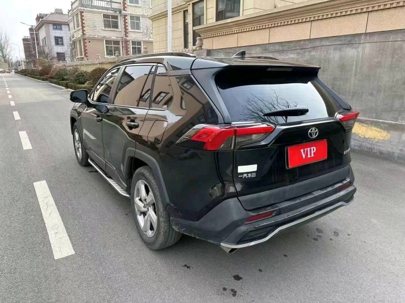 枣庄20年丰田RAV4荣放5
