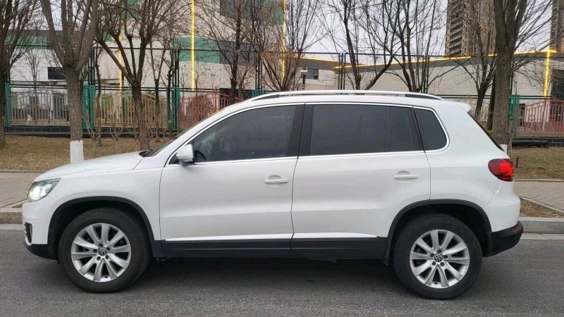 邯郸16年大众途观7