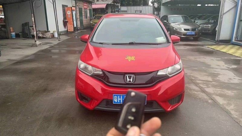 广州17年本田飞度1