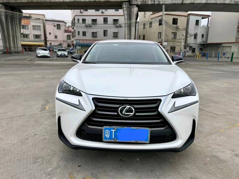 汕头17年雷克萨斯NX1