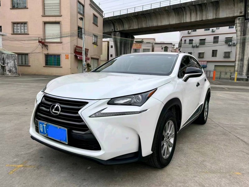 汕头17年雷克萨斯NX8