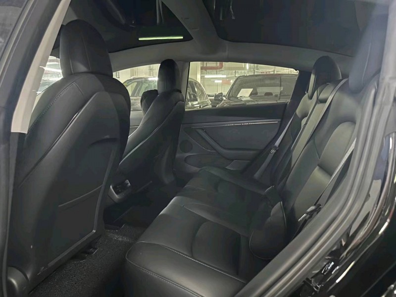 珠海21年特斯拉MODEL 35