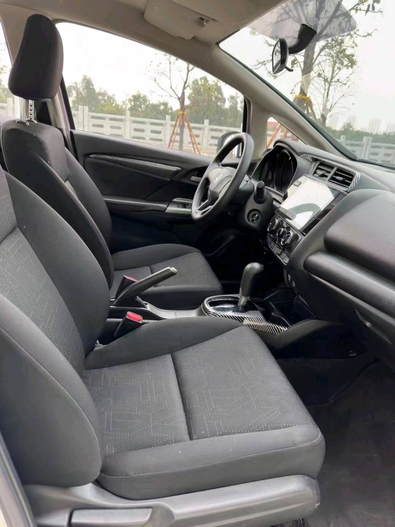 珠海18年本田飞度7