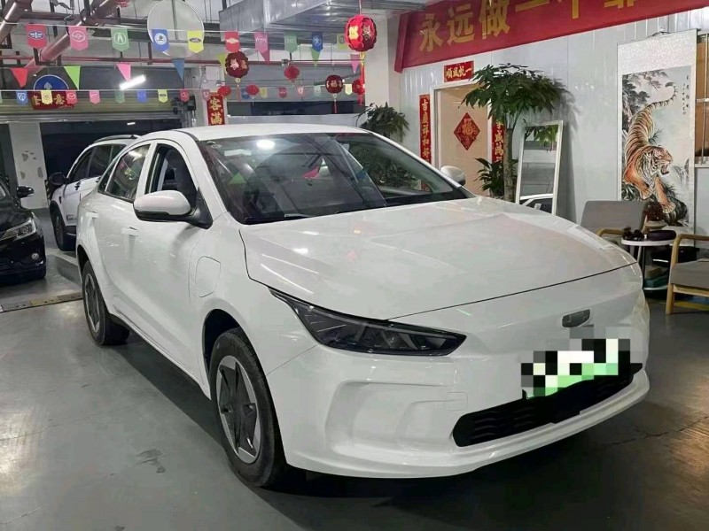 衡陽24年吉利幾何2