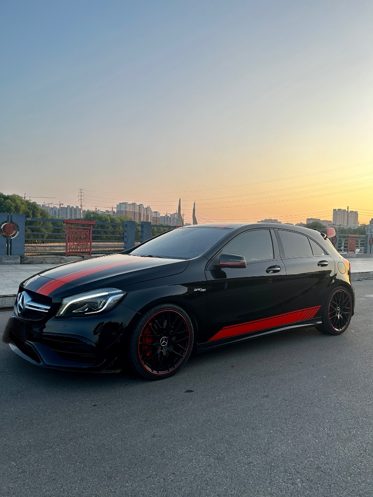聊城17年奔驰AMG3
