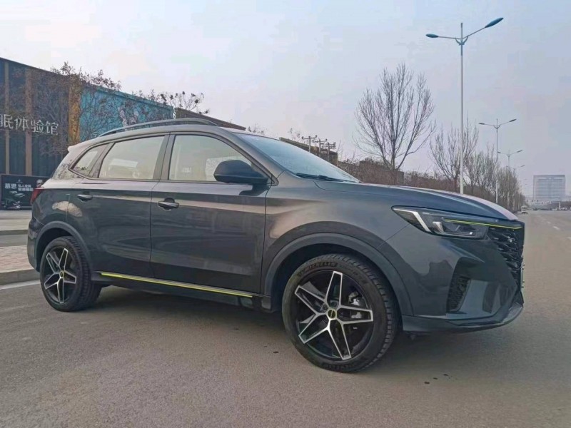 邯郸23年荣威RX52