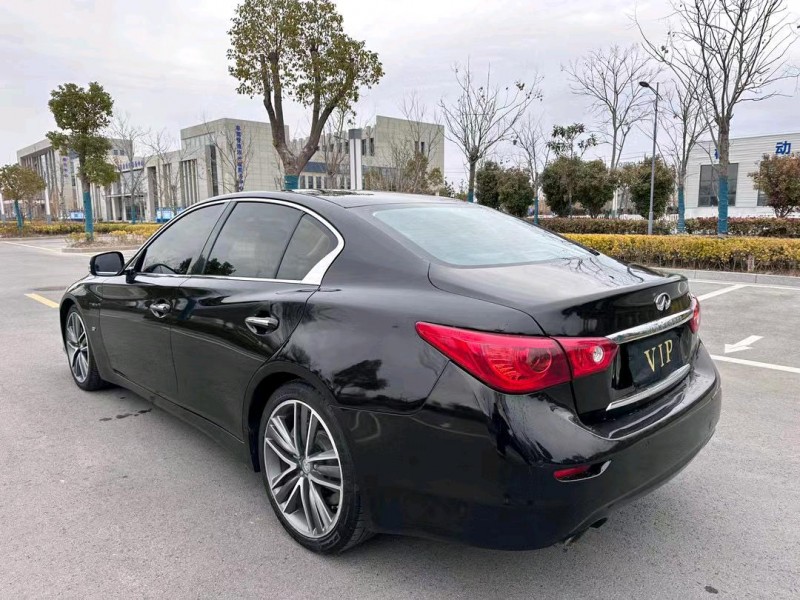 鹽城18年英菲尼迪Q508