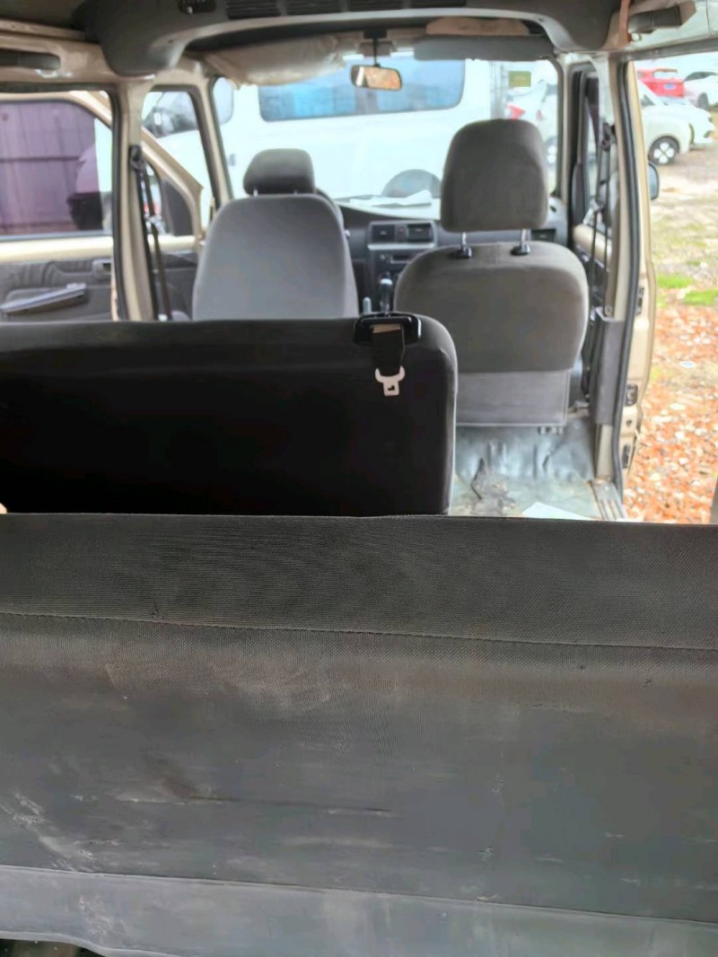 金華22年五菱汽車榮光7