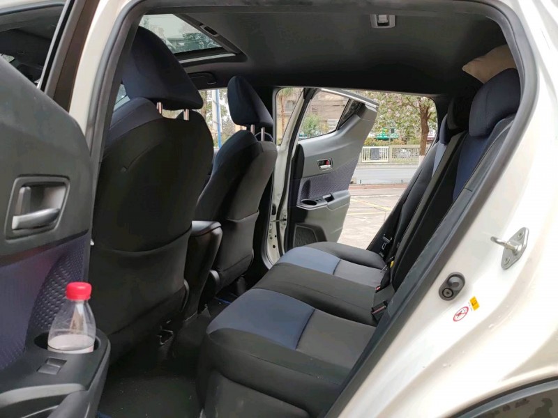 佛山19年丰田CHR5