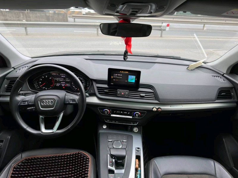 佛山20年奥迪Q57