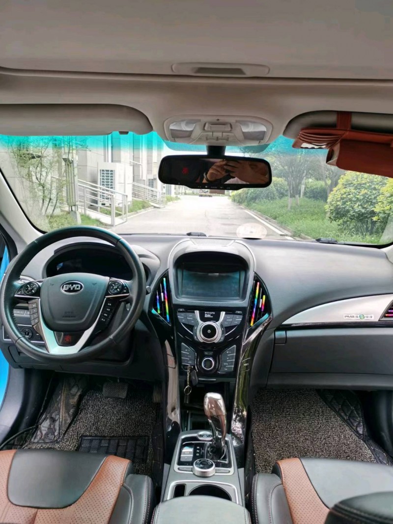 徐州17年比亚迪秦8