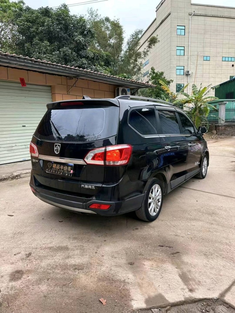 欽州15年寶駿7306