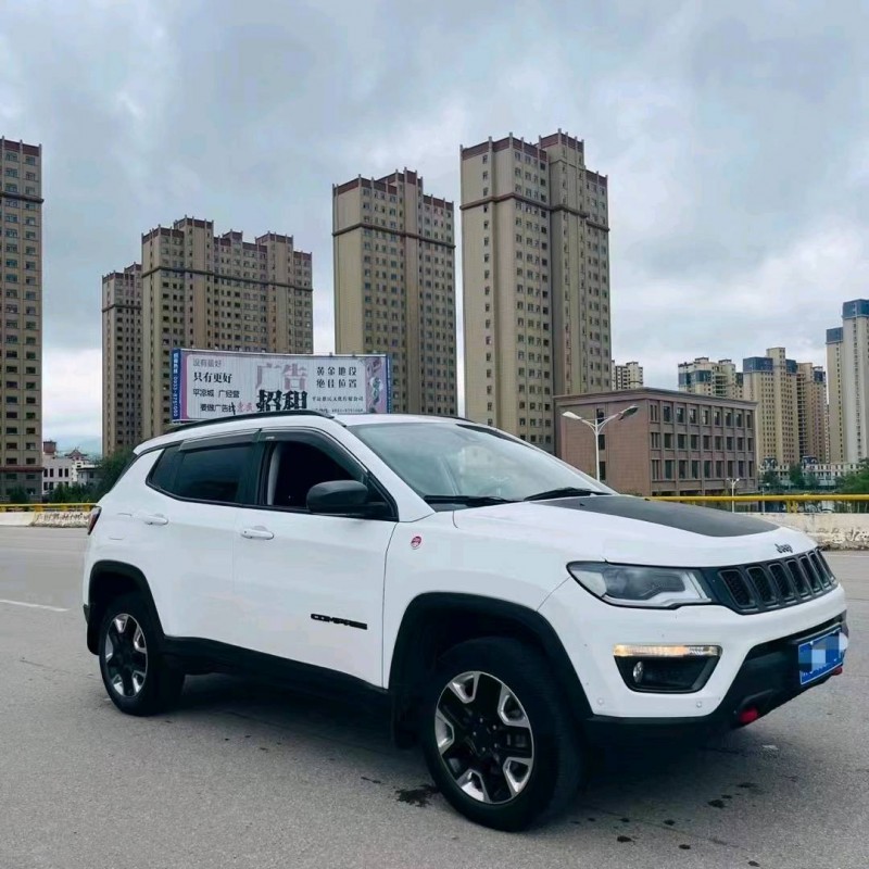 平涼17年Jeep指南者2
