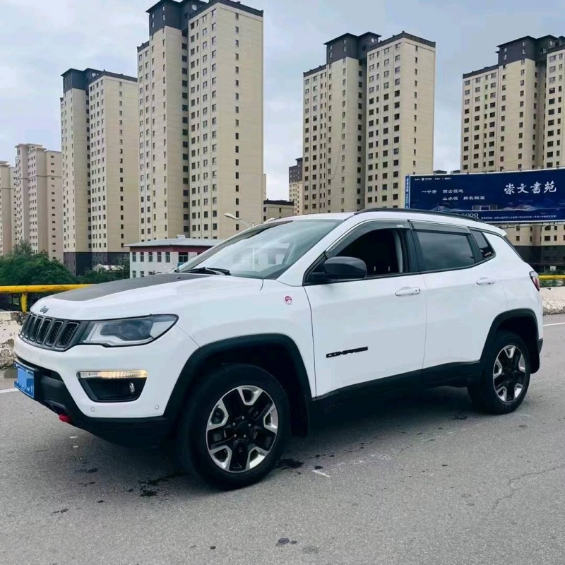 平涼17年Jeep指南者3
