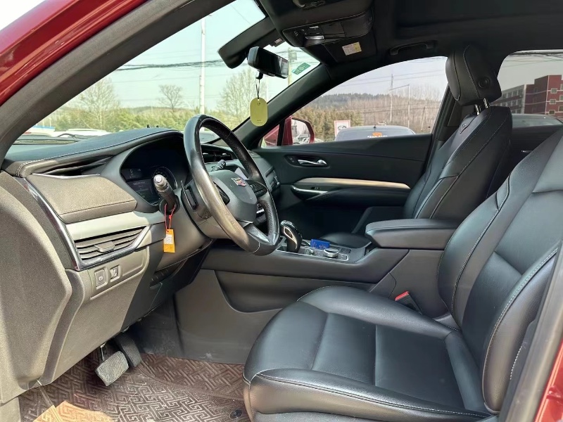 临沂19年凯迪拉克XT47