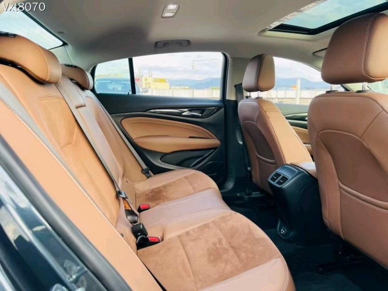 东莞22年别克君威5