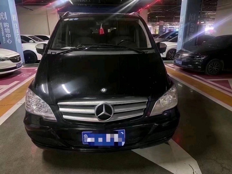 潍坊16年奔驰唯雅诺1