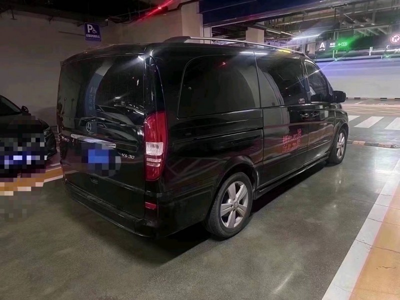 潍坊16年奔驰唯雅诺8