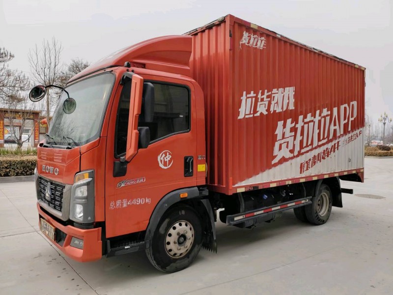 邢臺21年卡車系列重汽豪沃2