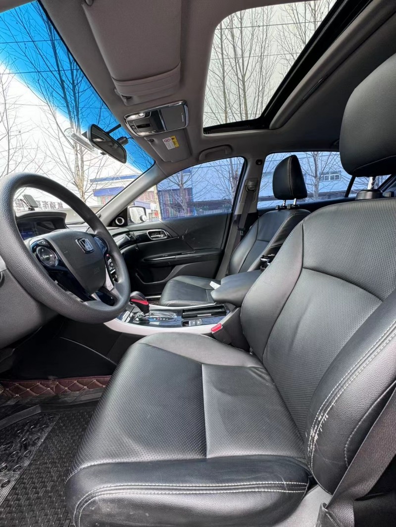 菏泽17年本田雅阁4