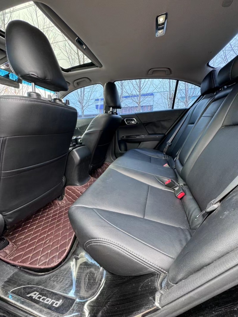 菏泽17年本田雅阁5