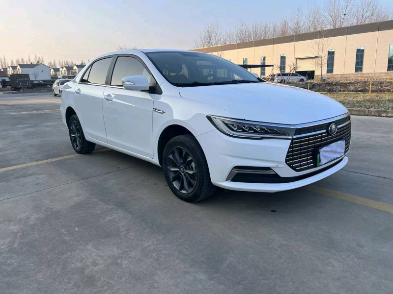 徐州23年比亚迪秦3