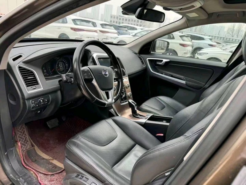 枣庄15年沃尔沃XC608
