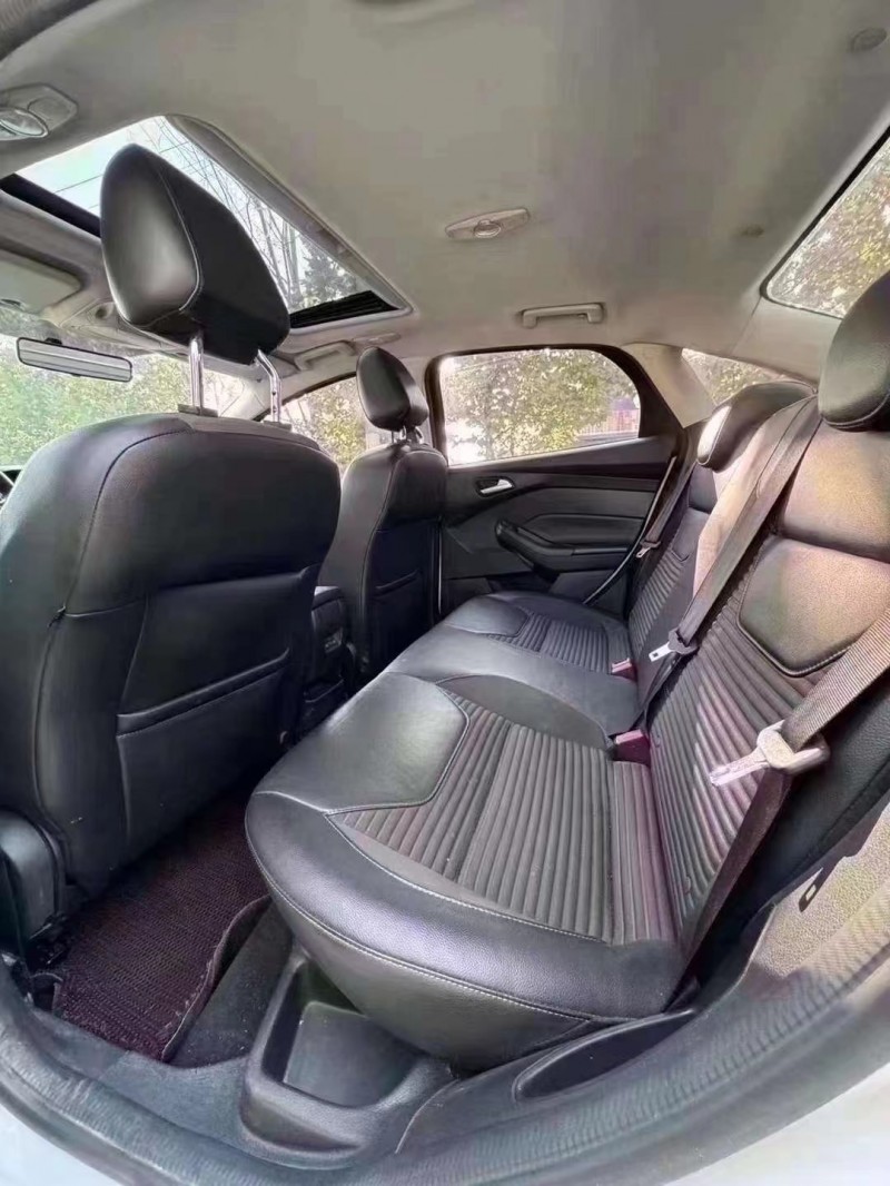 菏泽17年福特福克斯5