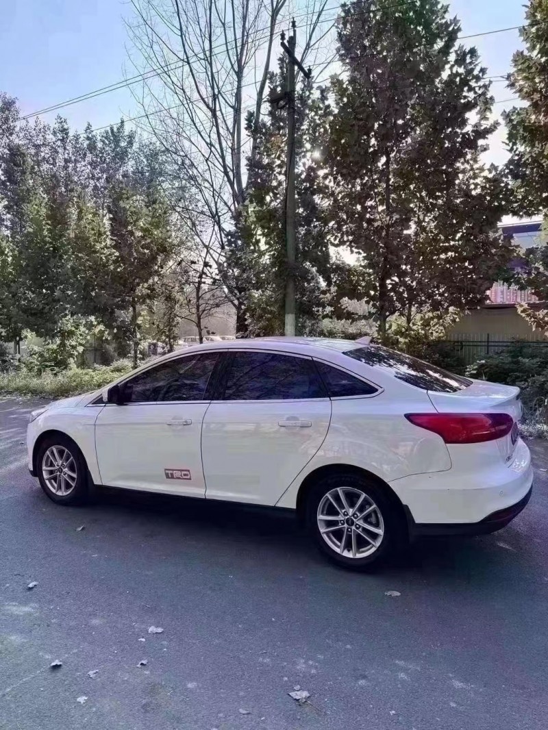 菏泽17年福特福克斯7