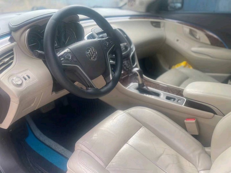 东营14年别克君越9