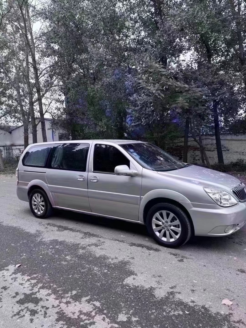 菏泽13年别克GL82