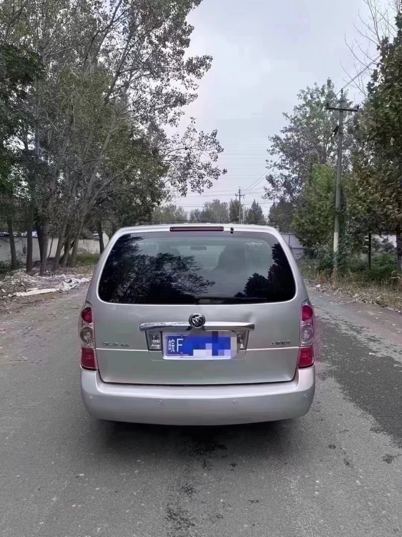 菏泽13年别克GL89