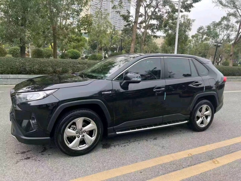 汕头22年丰田RAV4荣放6
