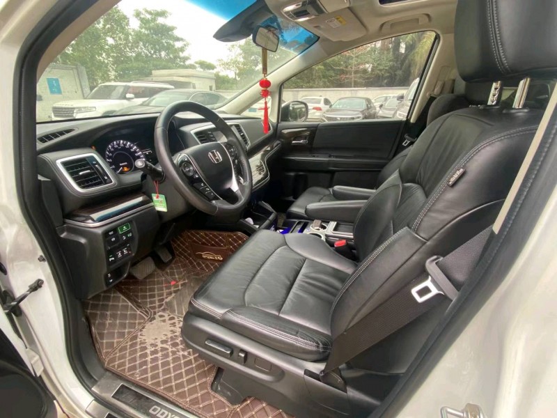 广州19年本田奥德赛6