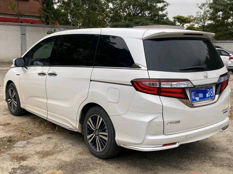 广州19年本田奥德赛8