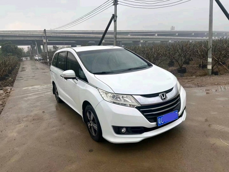 东莞17年本田奥德赛2