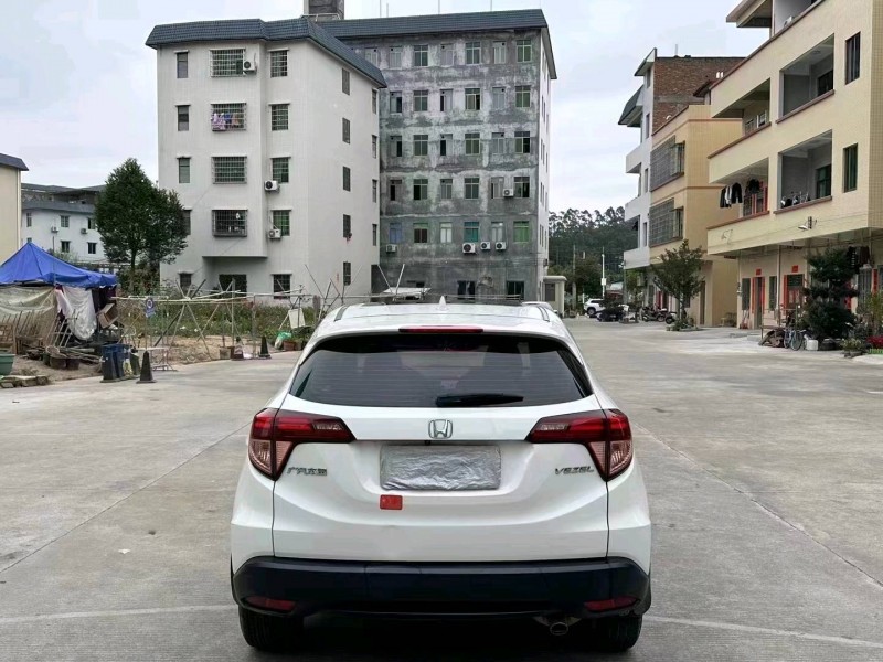 广州19年本田缤智9