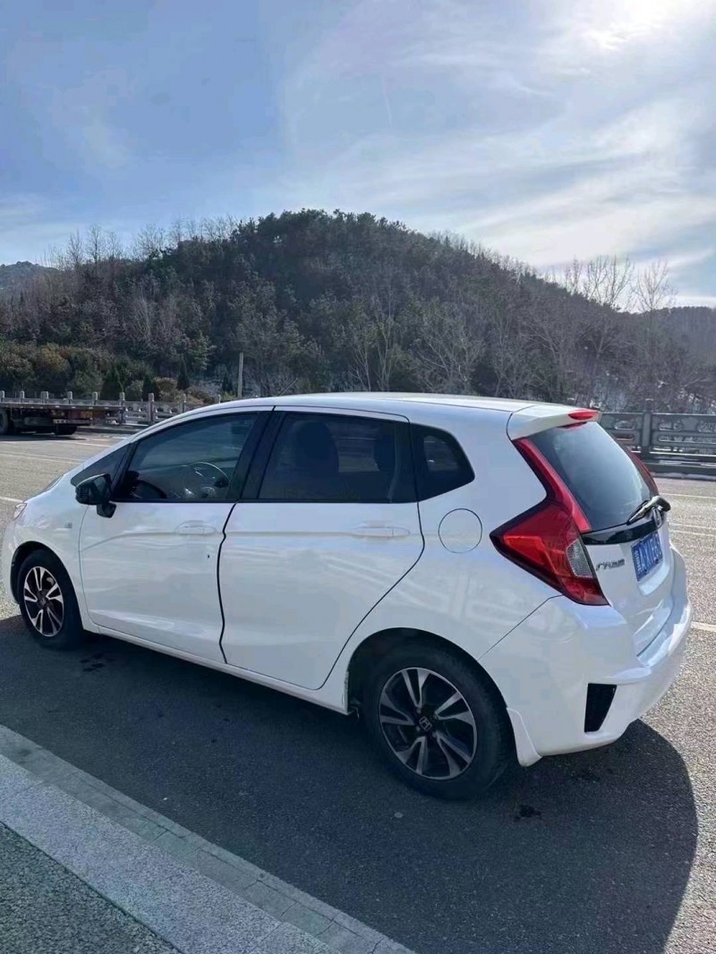 枣庄16年本田飞度7