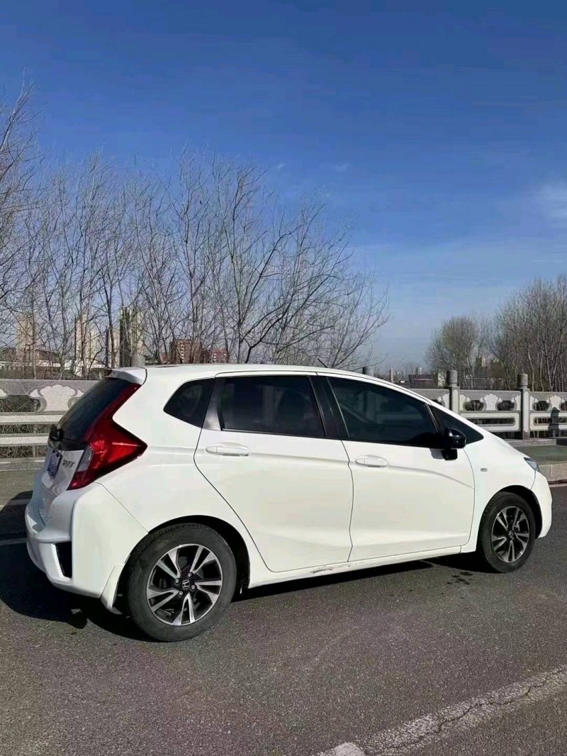 枣庄16年本田飞度8