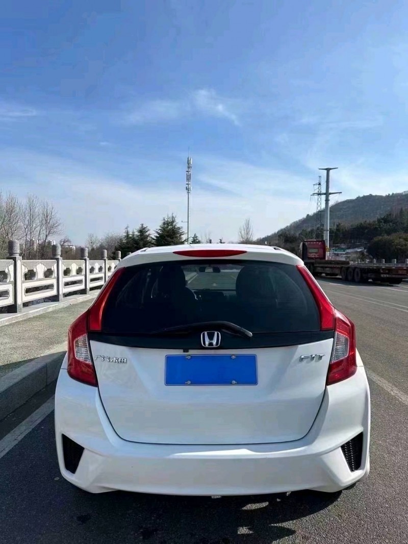 枣庄16年本田飞度9