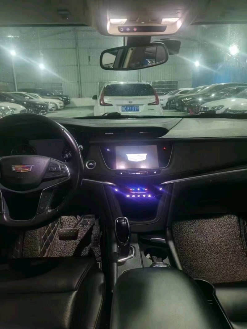 衡陽18年凱迪拉克XT56