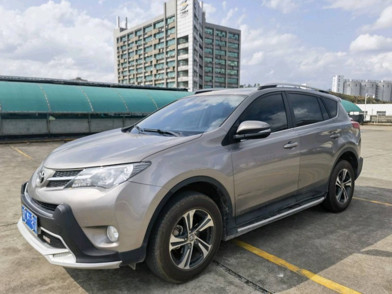 东莞16年丰田RAV4荣放2