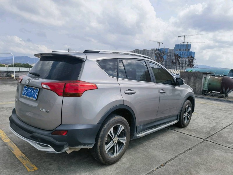 东莞16年丰田RAV4荣放7