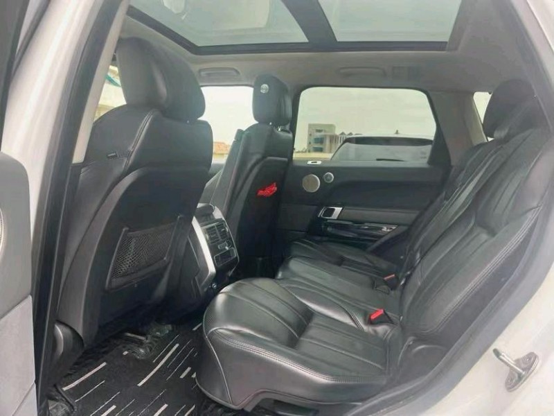 东莞15年路虎揽胜运动5