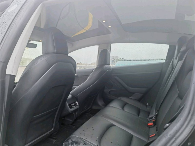 東莞21年特斯拉MODEL 36