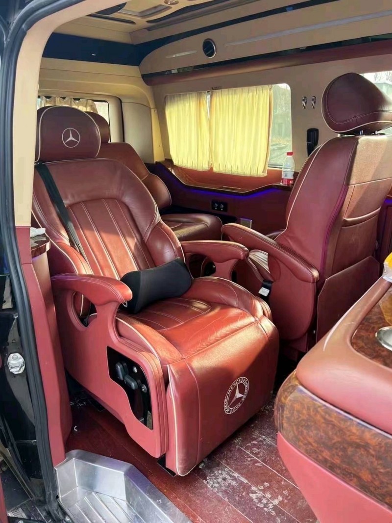 菏泽16年奔驰唯雅诺5