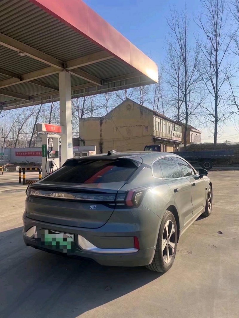 菏澤22年極氪汽車0016