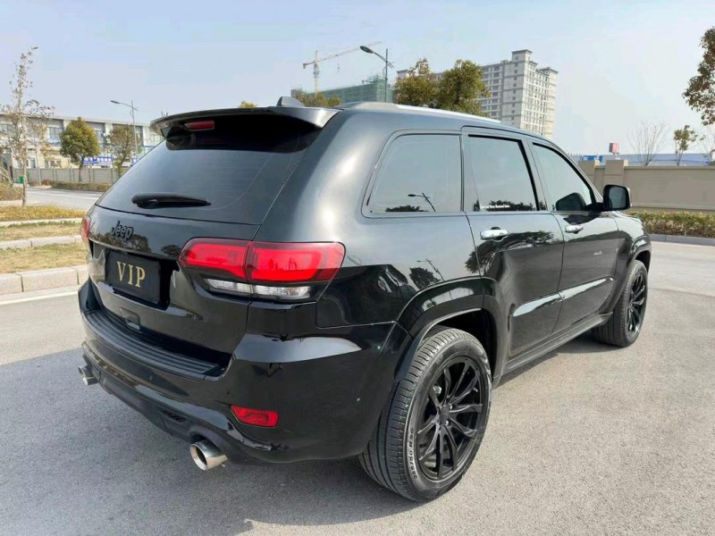 盐城20年Jeep大切诺基9