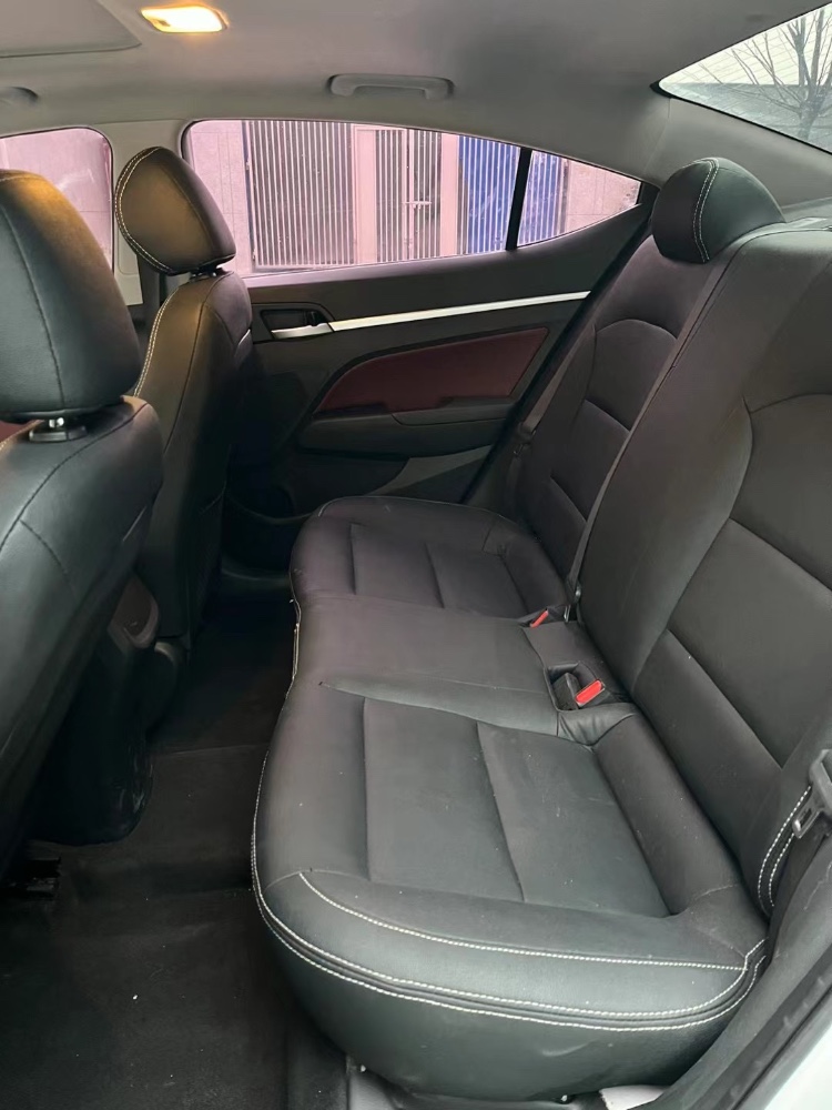 徐州17年现代伊兰特7