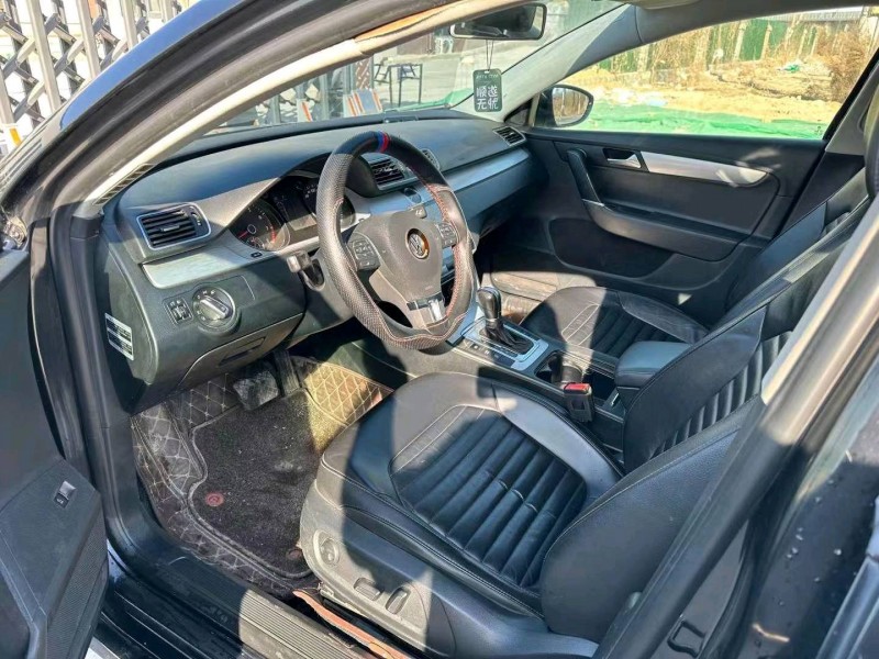 保定14年大众迈腾3